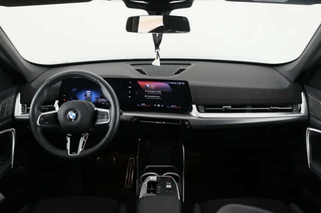 BMW X1 (2025) thumbnail 14