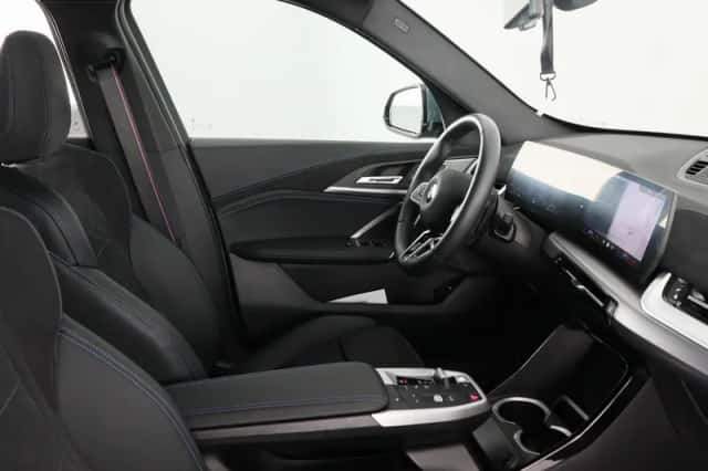BMW X1 (2025) thumbnail 15