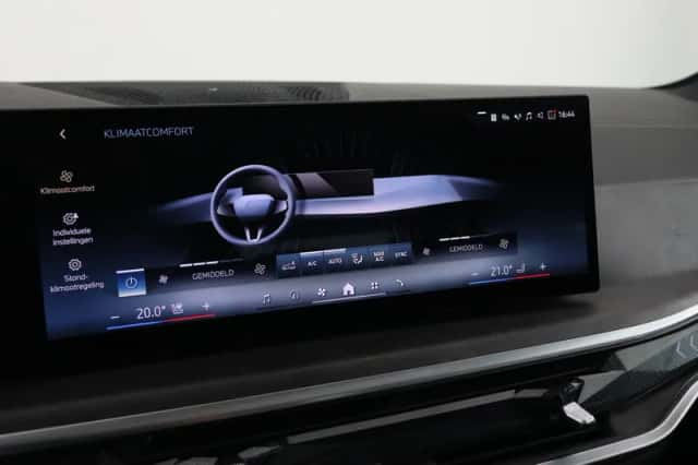 BMW X5 (2025) thumbnail 12