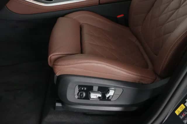 BMW X5 (2025) thumbnail 14