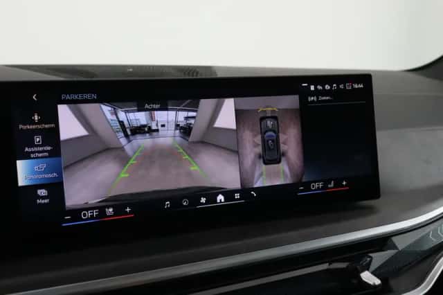 BMW X5 (2025) thumbnail 23
