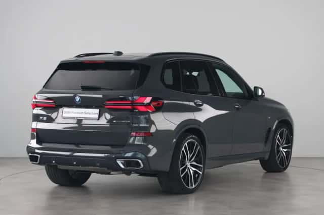 BMW X5 (2025) thumbnail 8