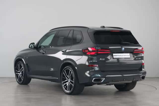 BMW X5 (2025) thumbnail 10
