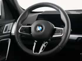 BMW X1 (2025) thumbnail 2
