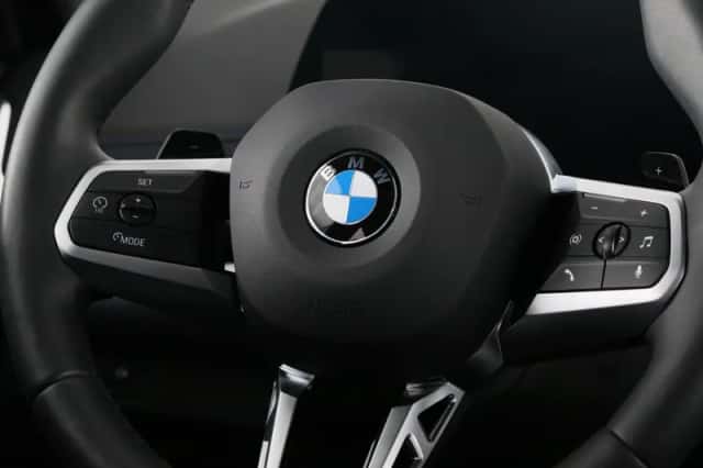 BMW X1 (2025) thumbnail 3