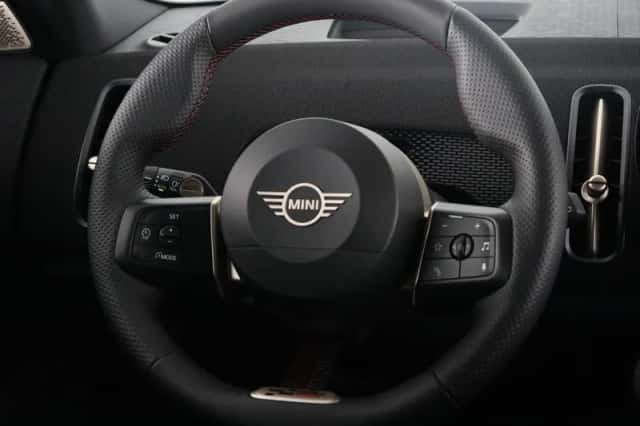 MINI Countryman (2026) thumbnail 16