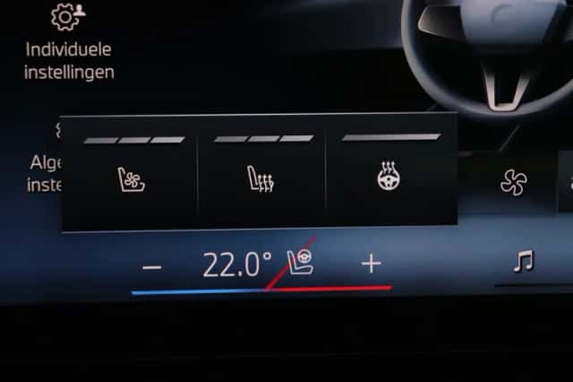 BMW X5 (2025) thumbnail 17