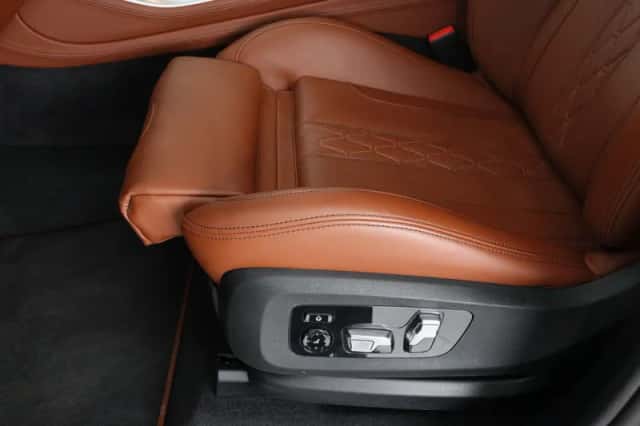 BMW X5 (2025) thumbnail 18