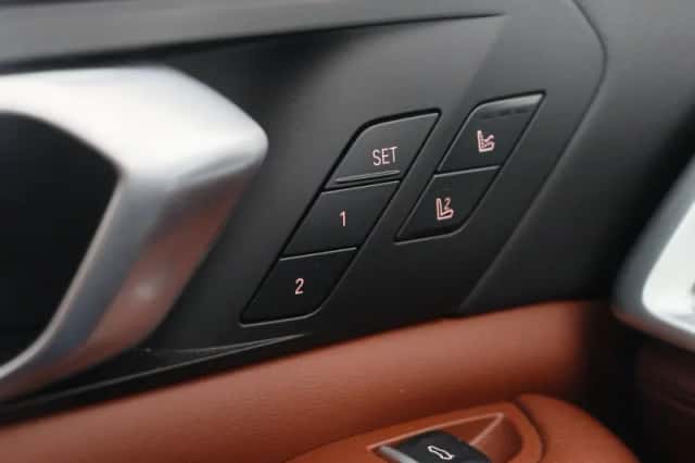 BMW X5 (2025) thumbnail 19