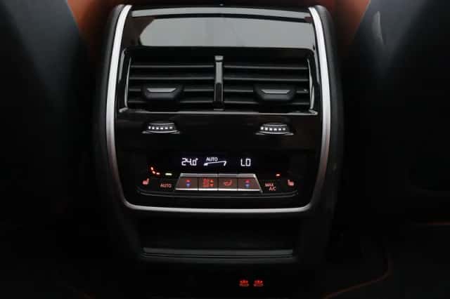 BMW X5 (2025) thumbnail 29