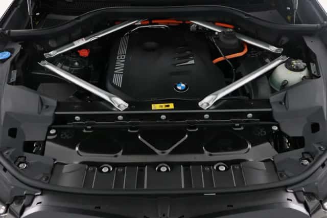 BMW X5 (2025) thumbnail 5