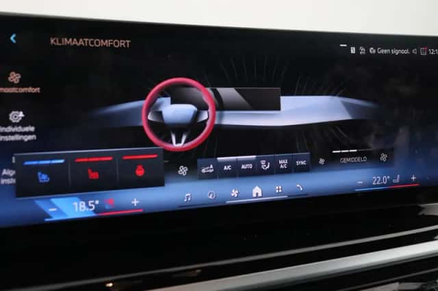 BMW X5 (2025) thumbnail 18
