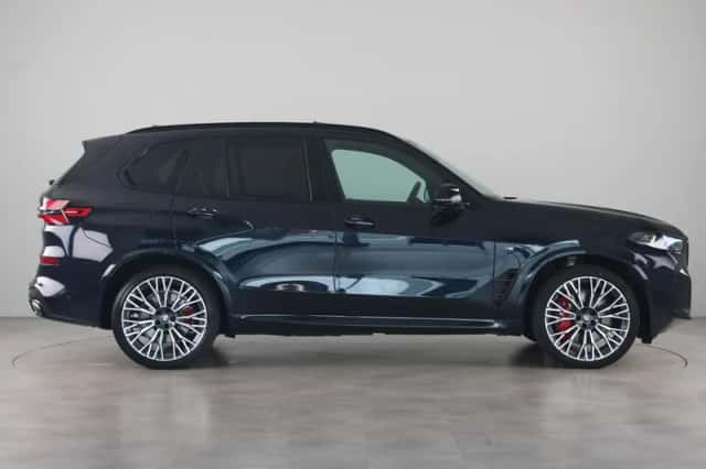 BMW X5 (2025) thumbnail 10