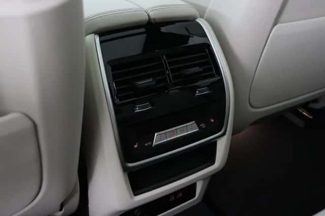 BMW X5 (2026) thumbnail 29