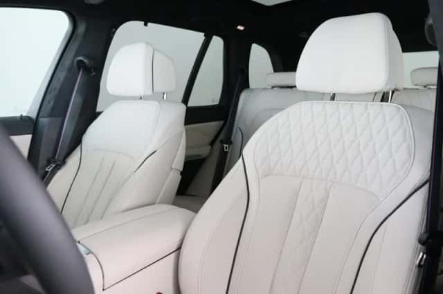 BMW X5 (2026) thumbnail 36
