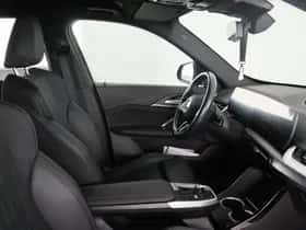 BMW X1 (2022) thumbnail 16