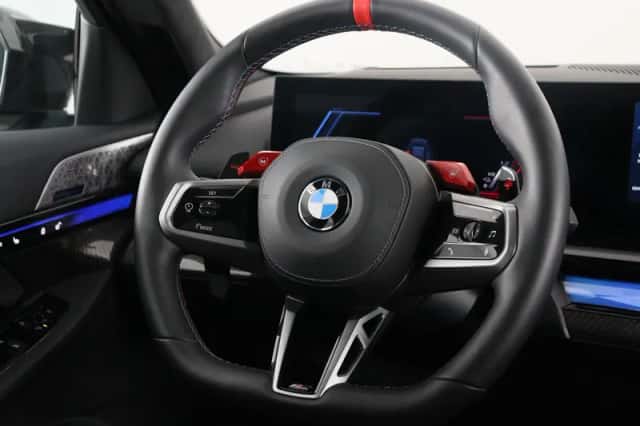 BMW M5 (2025) thumbnail 2