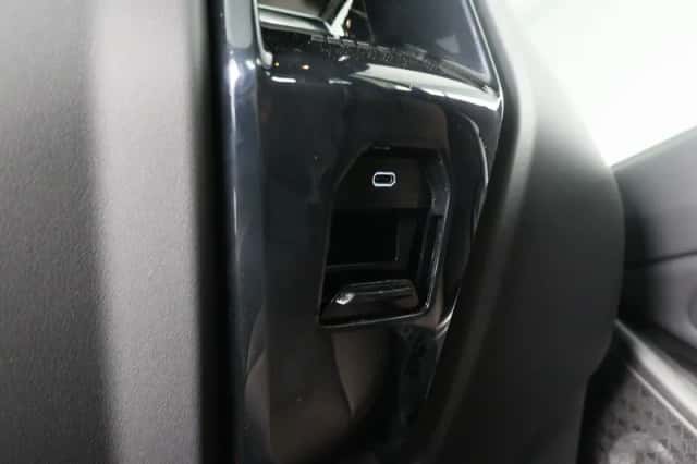 BMW M5 (2025) thumbnail 39