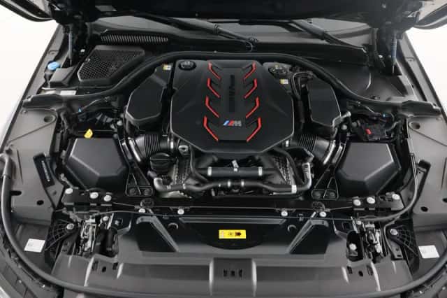 BMW M5 (2025) thumbnail 5