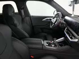 BMW XM (2025) thumbnail 16