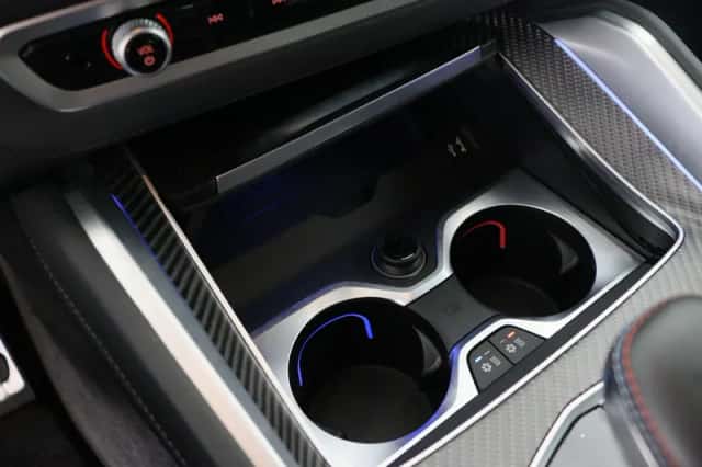 BMW XM (2025) thumbnail 24