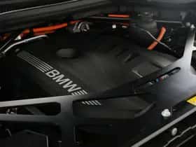 BMW XM (2025) thumbnail 6