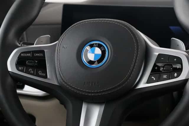 BMW X5 (2025) thumbnail 3