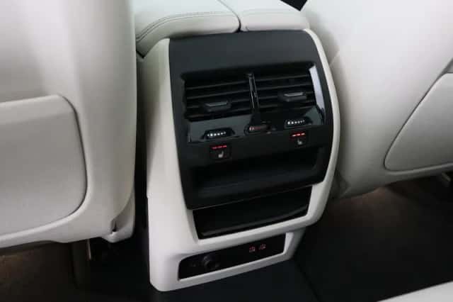 BMW X5 (2025) thumbnail 35