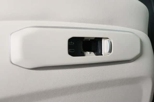 BMW X5 (2025) thumbnail 36