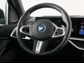BMW X5 (2025) thumbnail 2