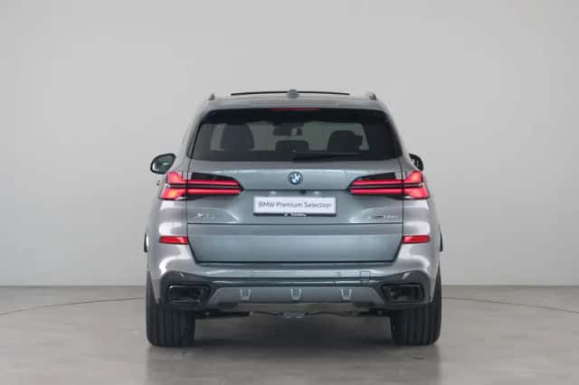 BMW X5 (2025) thumbnail 12