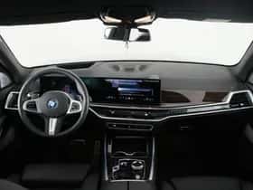 BMW X5 (2025) thumbnail 15