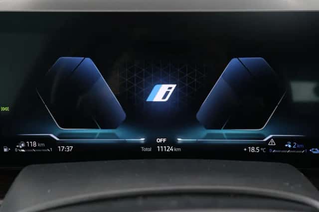 BMW X5 (2025) thumbnail 4