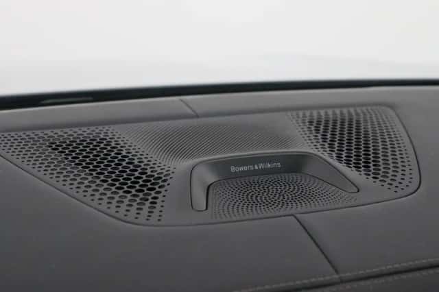 BMW X5 (2025) thumbnail 38