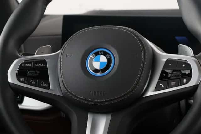 BMW X5 (2025) thumbnail 3