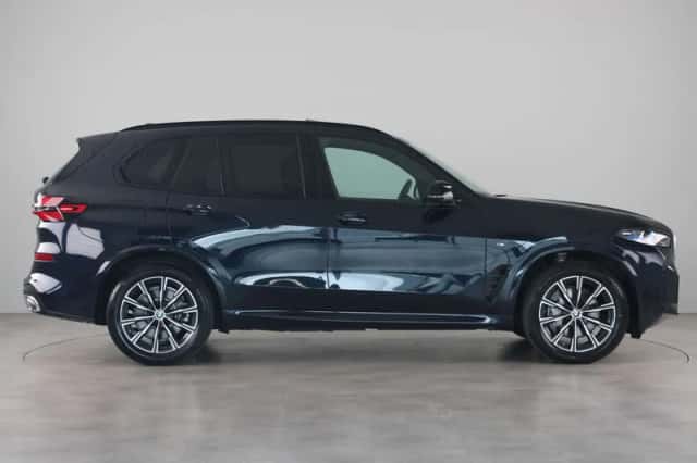 BMW X5 (2025) thumbnail 10