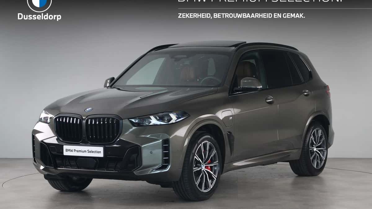 BMW X5 (2025) — foto 1