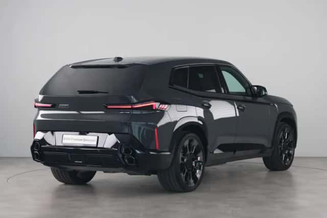 BMW XM (2025) thumbnail 12