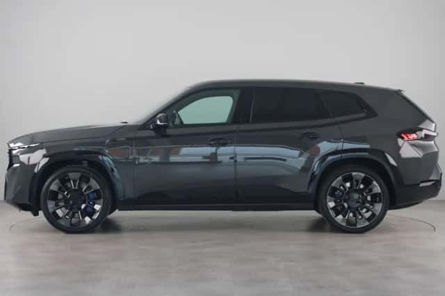 BMW XM (2025) thumbnail 15