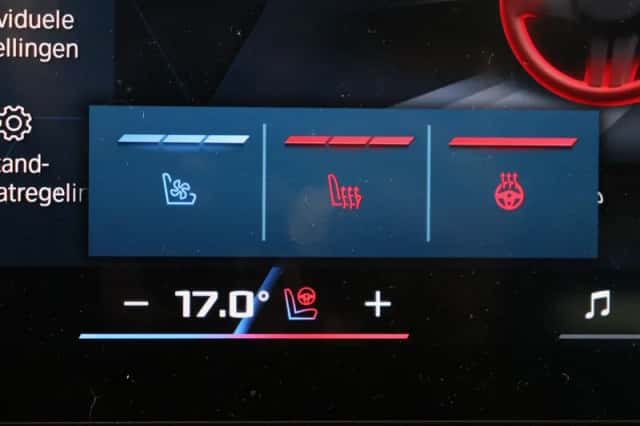 BMW XM (2025) thumbnail 19