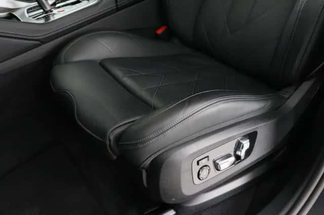 BMW XM (2025) thumbnail 20