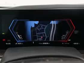 BMW XM (2025) thumbnail 4