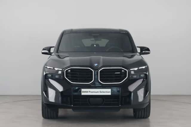 BMW XM (2025) thumbnail 9