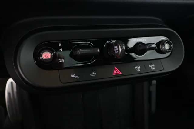 MINI Cooper (2026) thumbnail 12