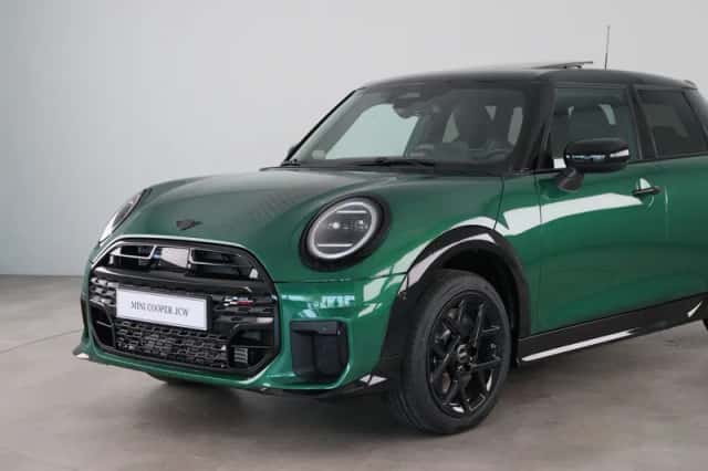 MINI Cooper (2026) thumbnail 24