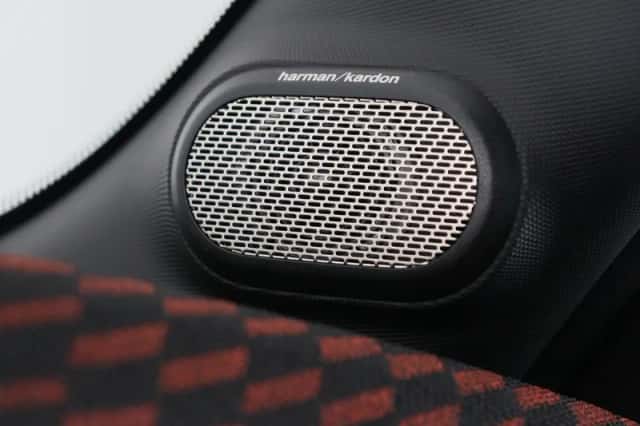 MINI Cooper (2026) thumbnail 15