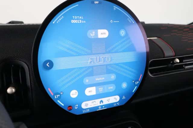 MINI Cooper (2026) thumbnail 9