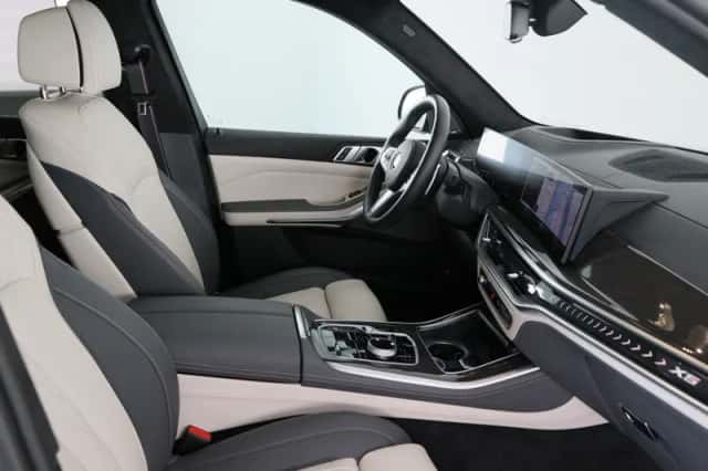 BMW X5 (2025) thumbnail 16