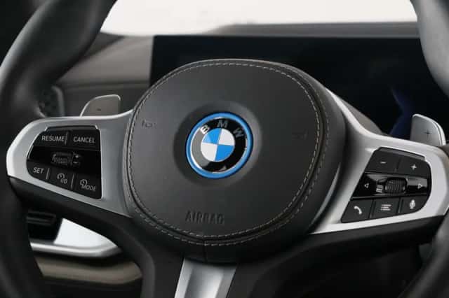 BMW X5 (2025) thumbnail 3