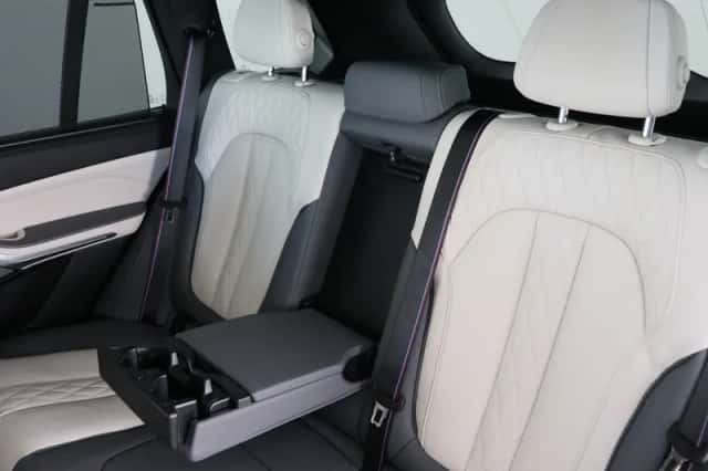 BMW X5 (2025) thumbnail 21
